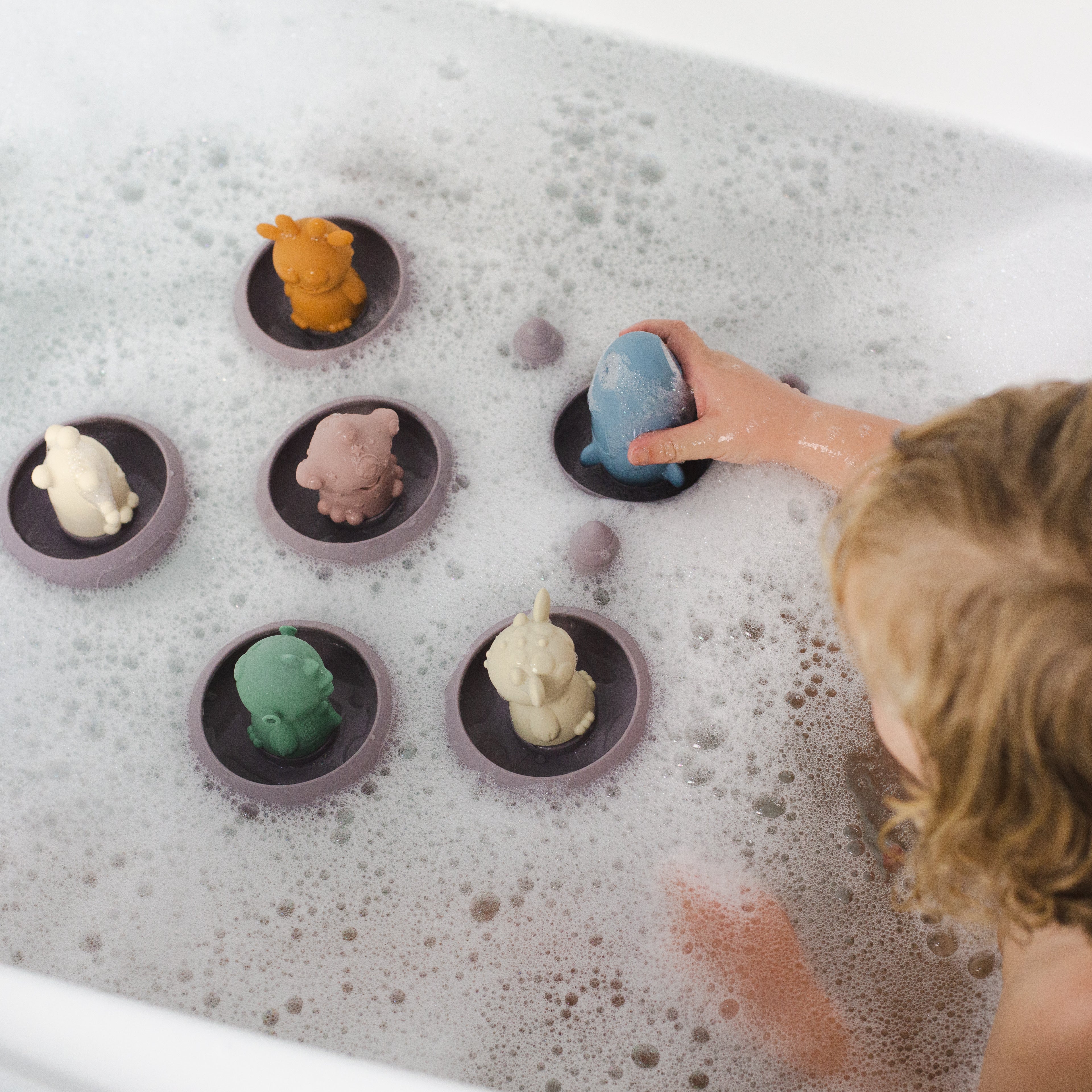 Alien Explorers Silicone Bath Toys - Image 4