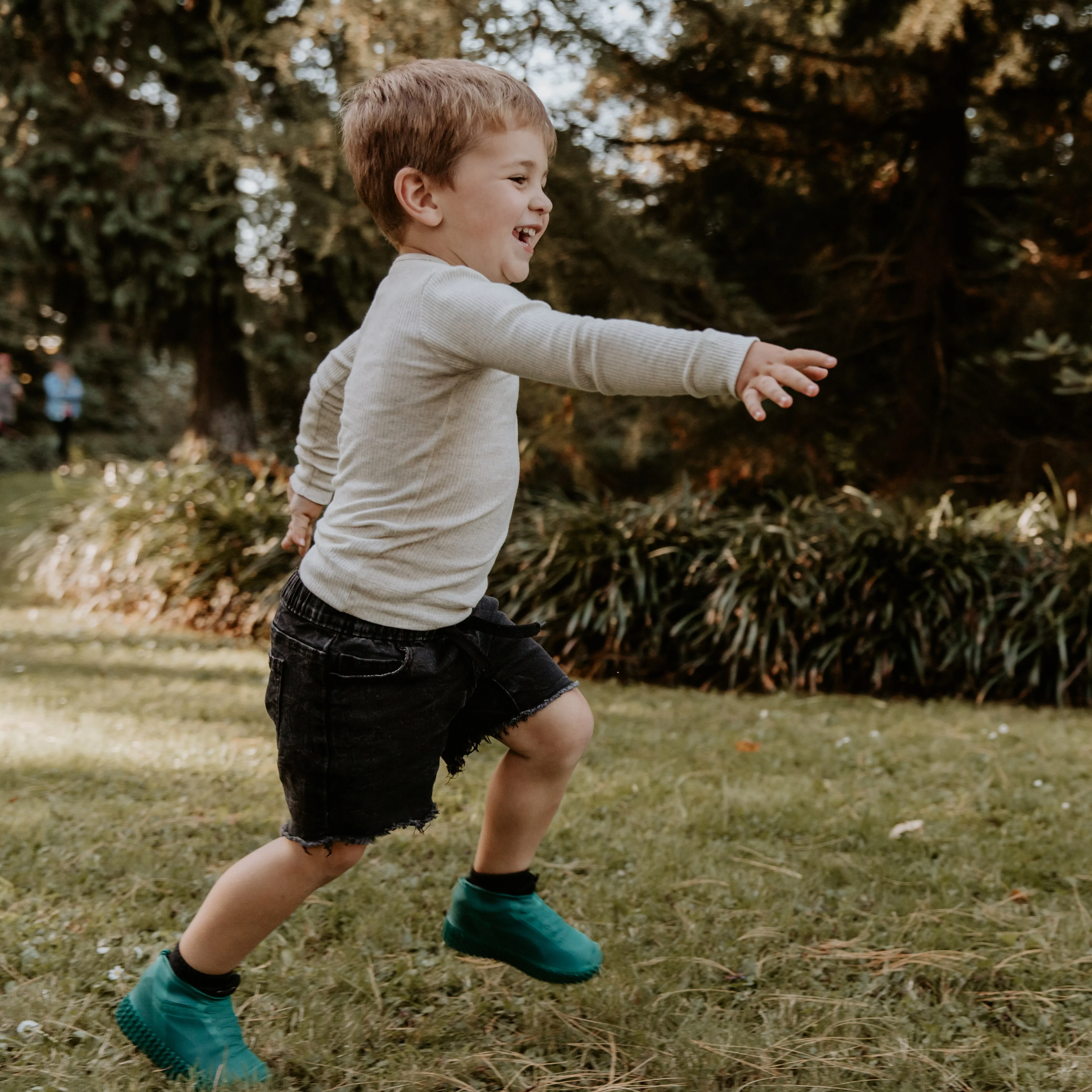 Kid's Waterproof Shoe Covers - Image 6