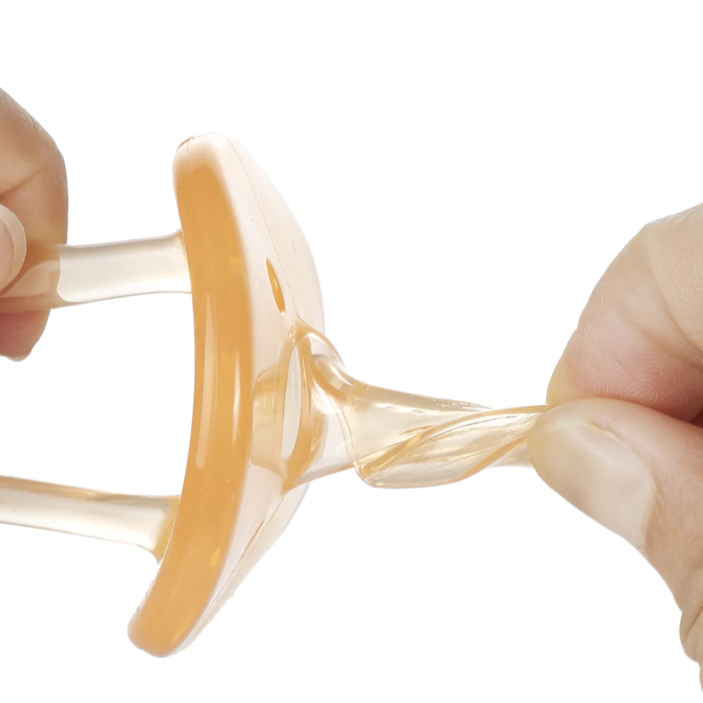 Silicone Pacifier (3 months+) - Image 3