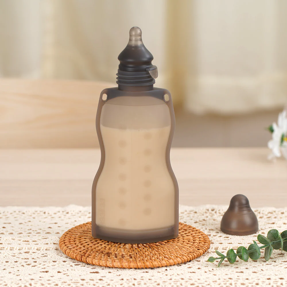 Silicone Squeeze & Feed Bag (260ml) - Image 2